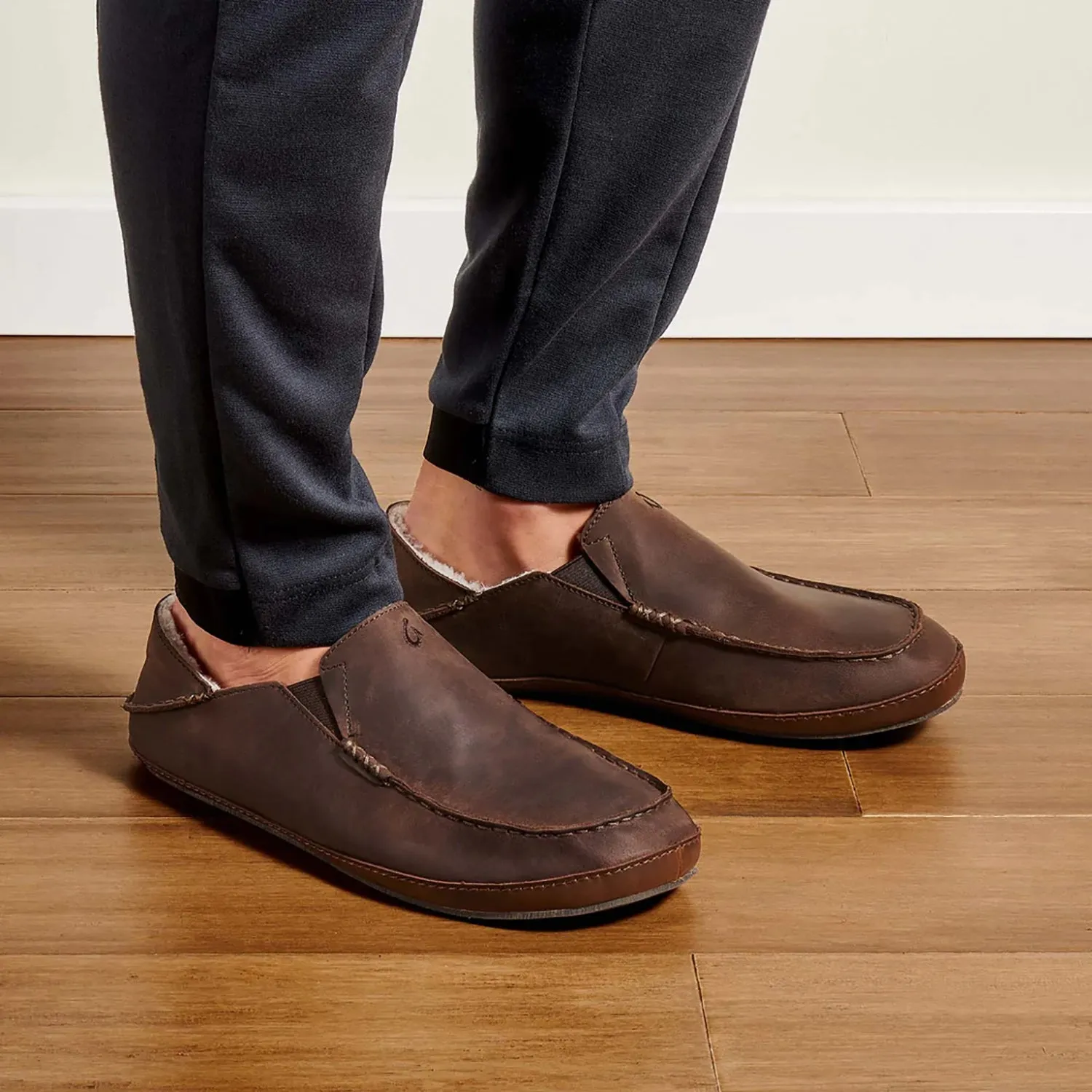 Men's OluKai Moloa Slipper Dark Wood Nubuck